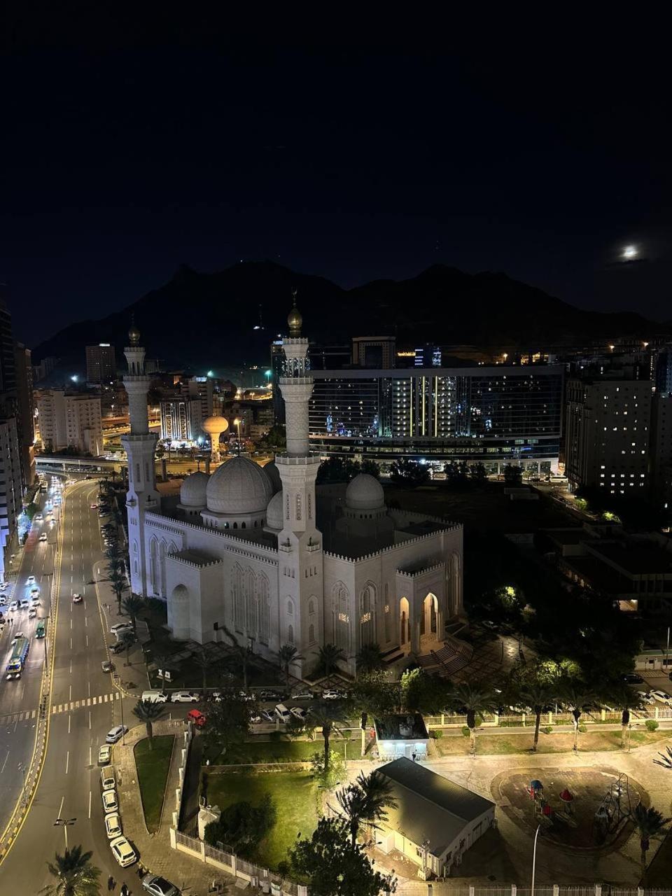 Violet Al Azizia Hotel La La Mecca Esterno foto